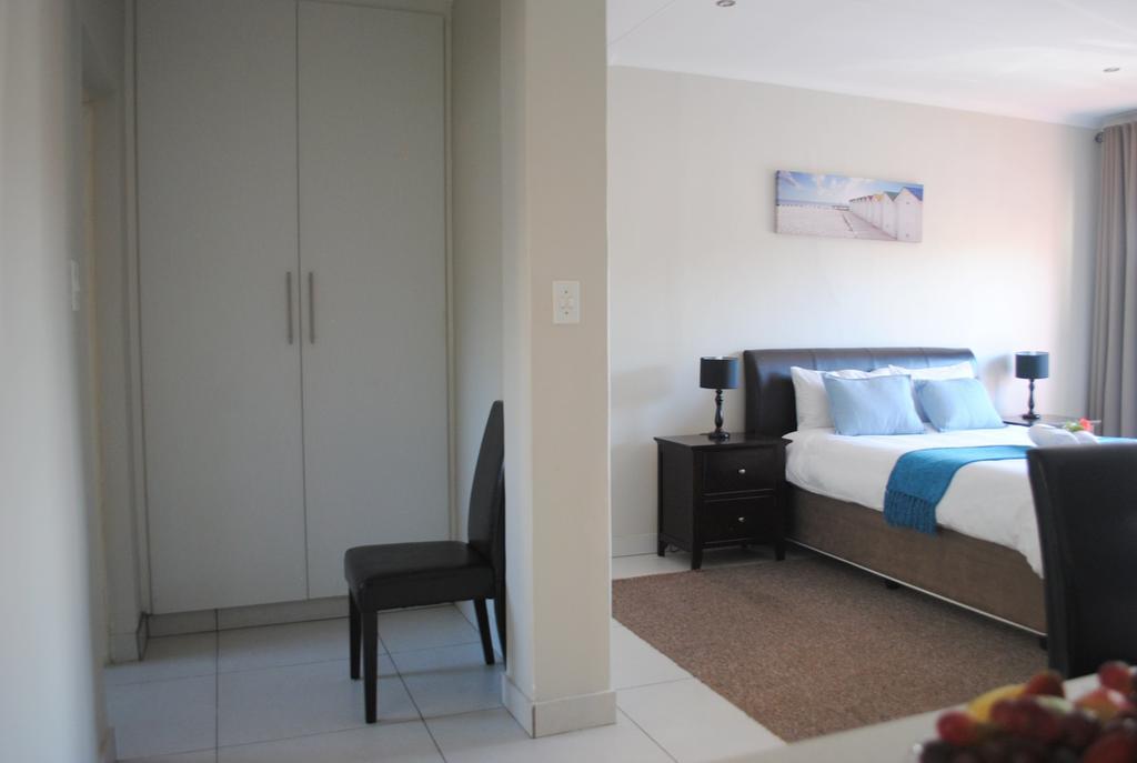 Appartamento 86 Edison Self Catering Johannesburg Esterno foto