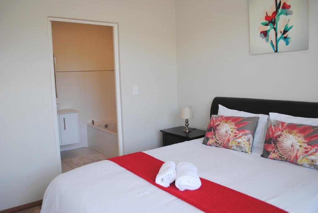 Appartamento 86 Edison Self Catering Johannesburg Esterno foto